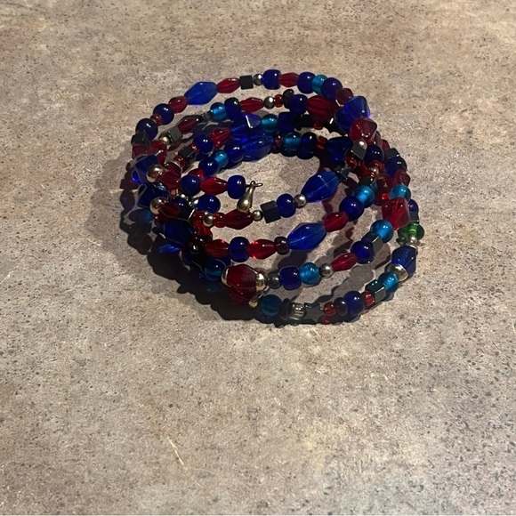 Faux, Costume, Estate Jewelry, Multi Color, Beaded Bracelet - Picture 4 of 4
